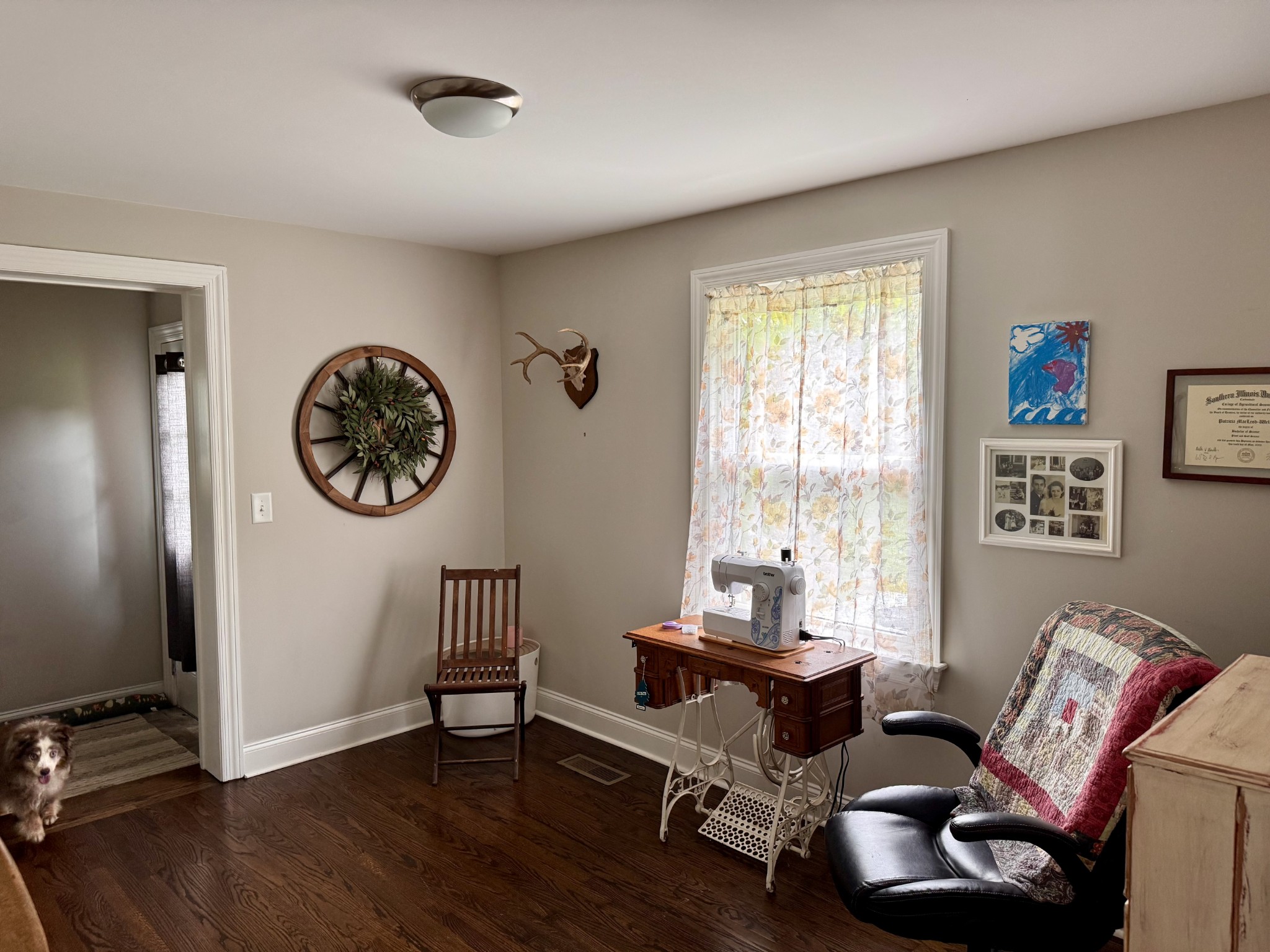 326 Jackson Road Portland, TN 37148 - Photo 18 of 34 a living room with furniture and a window