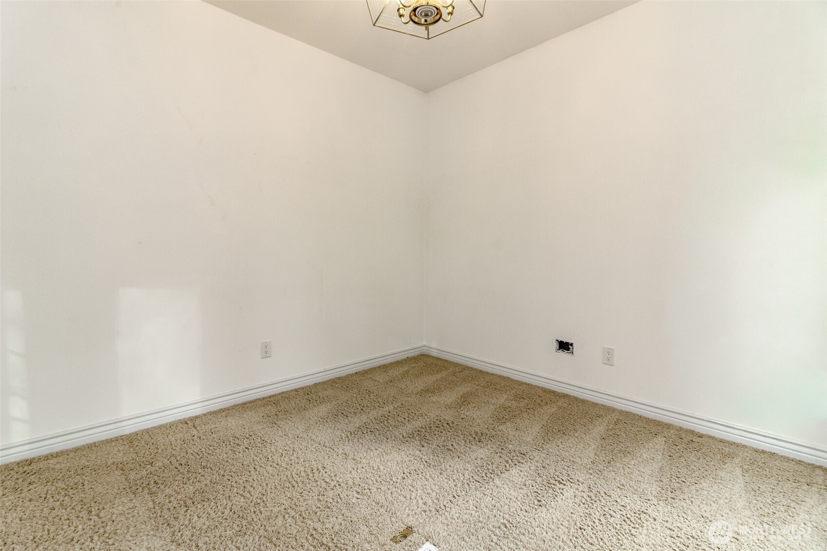 7033 Phillips Road Southwest Lakewood, WA 98499 - Photo 11 of 40 Gallery Image 11