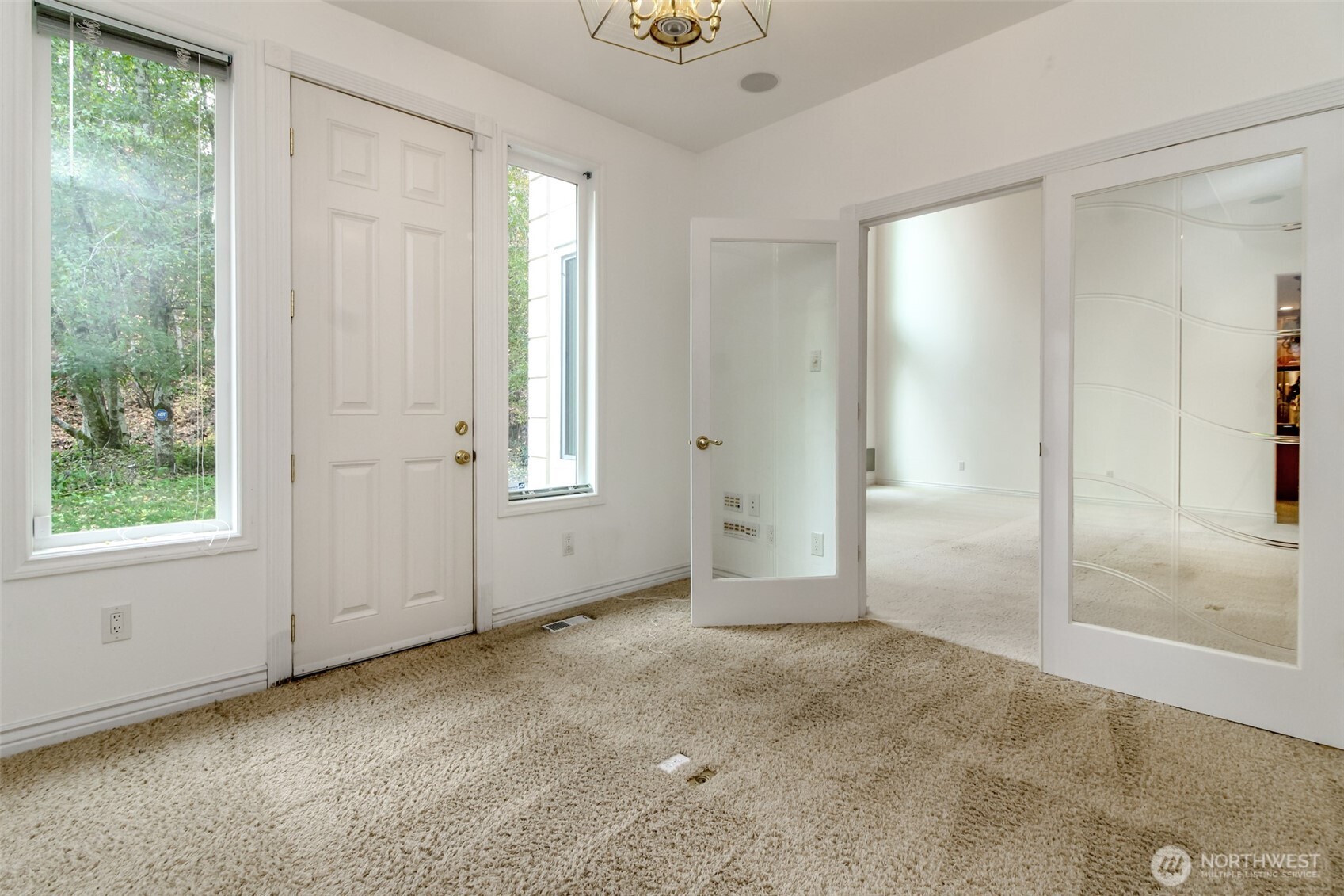 7033 Phillips Road Southwest Lakewood, WA 98499 - Photo 12 of 40 Gallery Image 12