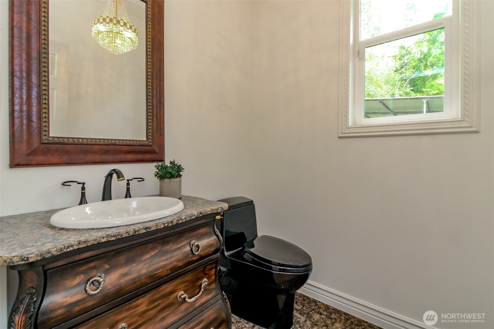 7033 Phillips Road Southwest Lakewood, WA 98499 - Photo 13 of 40 Gallery Image 13