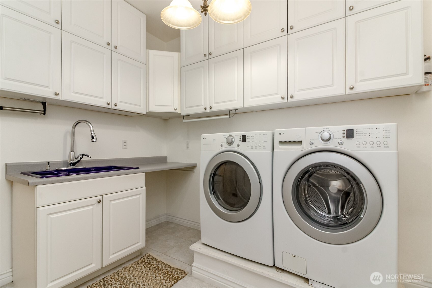 7033 Phillips Road Southwest Lakewood, WA 98499 - Photo 23 of 40 Gallery Image 23