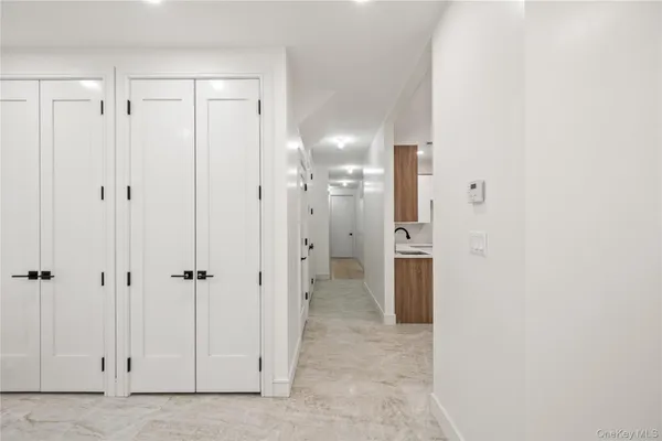 $749,000 | 13 Warren Court, Unit 113, Monsey, NY 10952