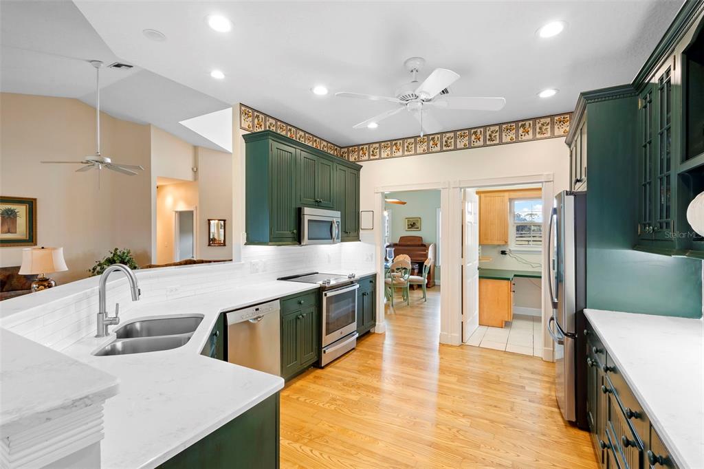 42554 Maggie Jones Road Paisley, FL 32767 - Photo 8 of 58