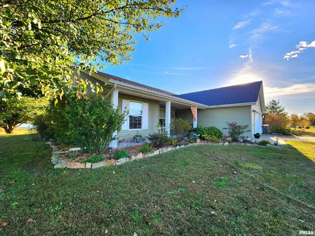 $324,900 | 156 Hanover Lane, Murphysboro, IL 62966