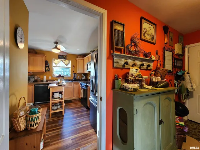 $324,900 | 156 Hanover Lane, Murphysboro, IL 62966