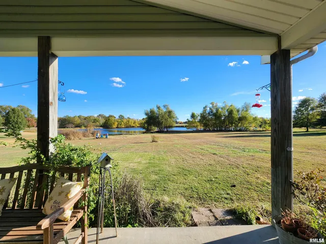 $324,900 | 156 Hanover Lane, Murphysboro, IL 62966