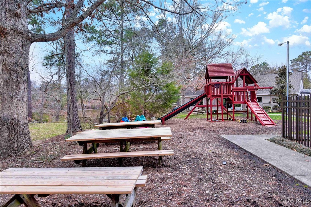 126 Crownpoint Road Williamsburg, VA 23185 - Photo 48 of 50