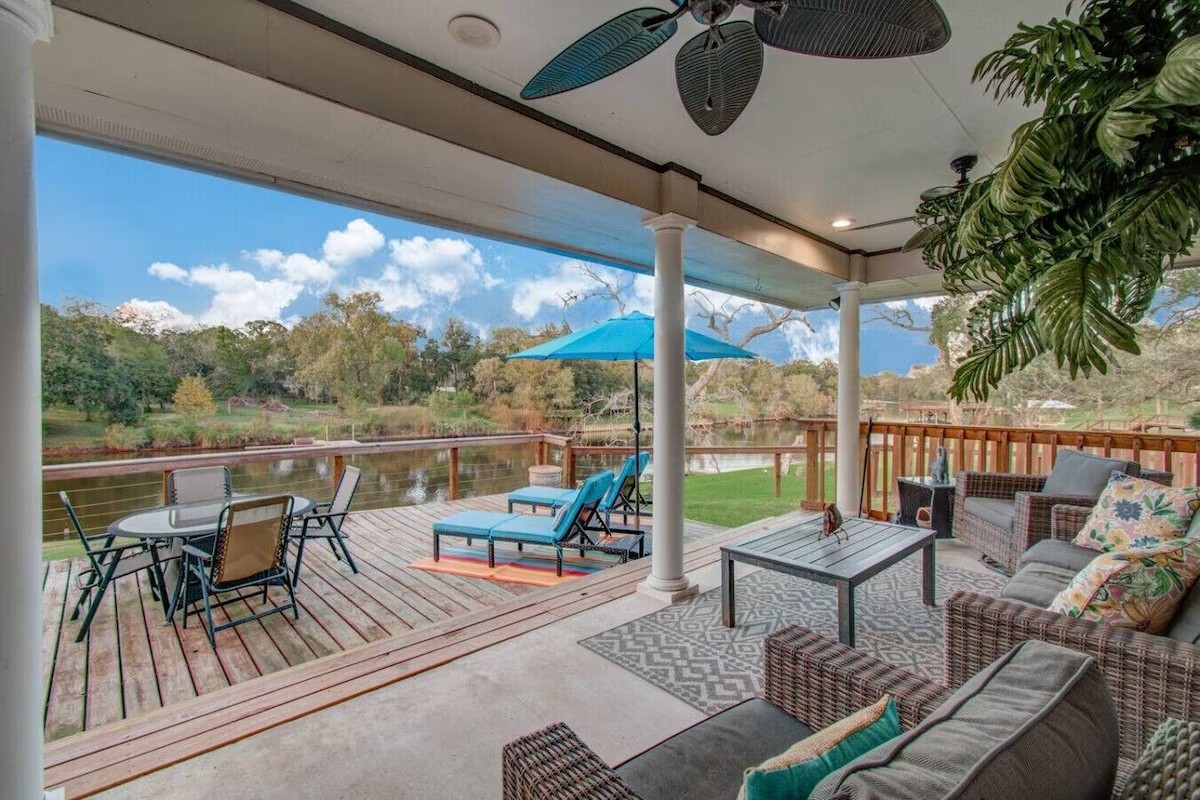 7078 Gupton Road Brazoria, TX 77422 - Photo 3 of 43