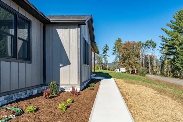 $439,500 | 297 Laurel Way, Mountain City, TN 37683