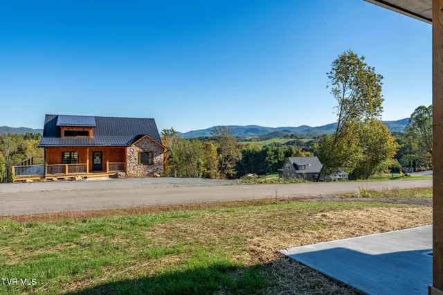 $449,900 | 297 Laurel Way, Mountain City, TN 37683