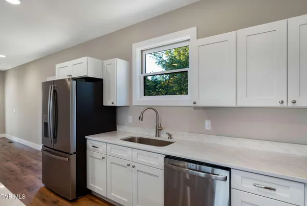 $439,500 | 297 Laurel Way, Mountain City, TN 37683