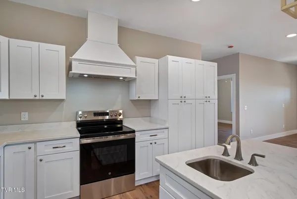 $439,500 | 297 Laurel Way, Mountain City, TN 37683