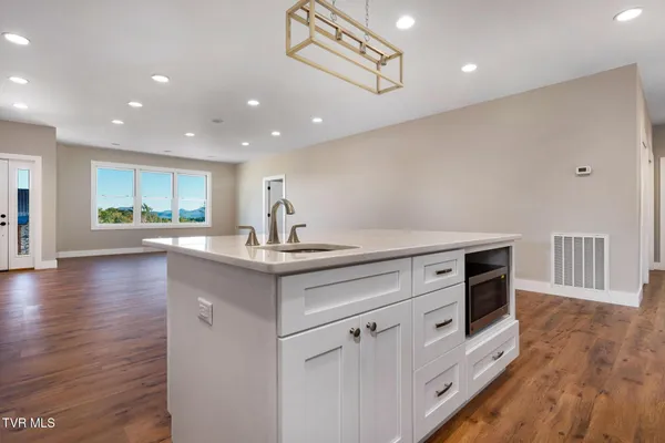 $439,500 | 297 Laurel Way, Mountain City, TN 37683