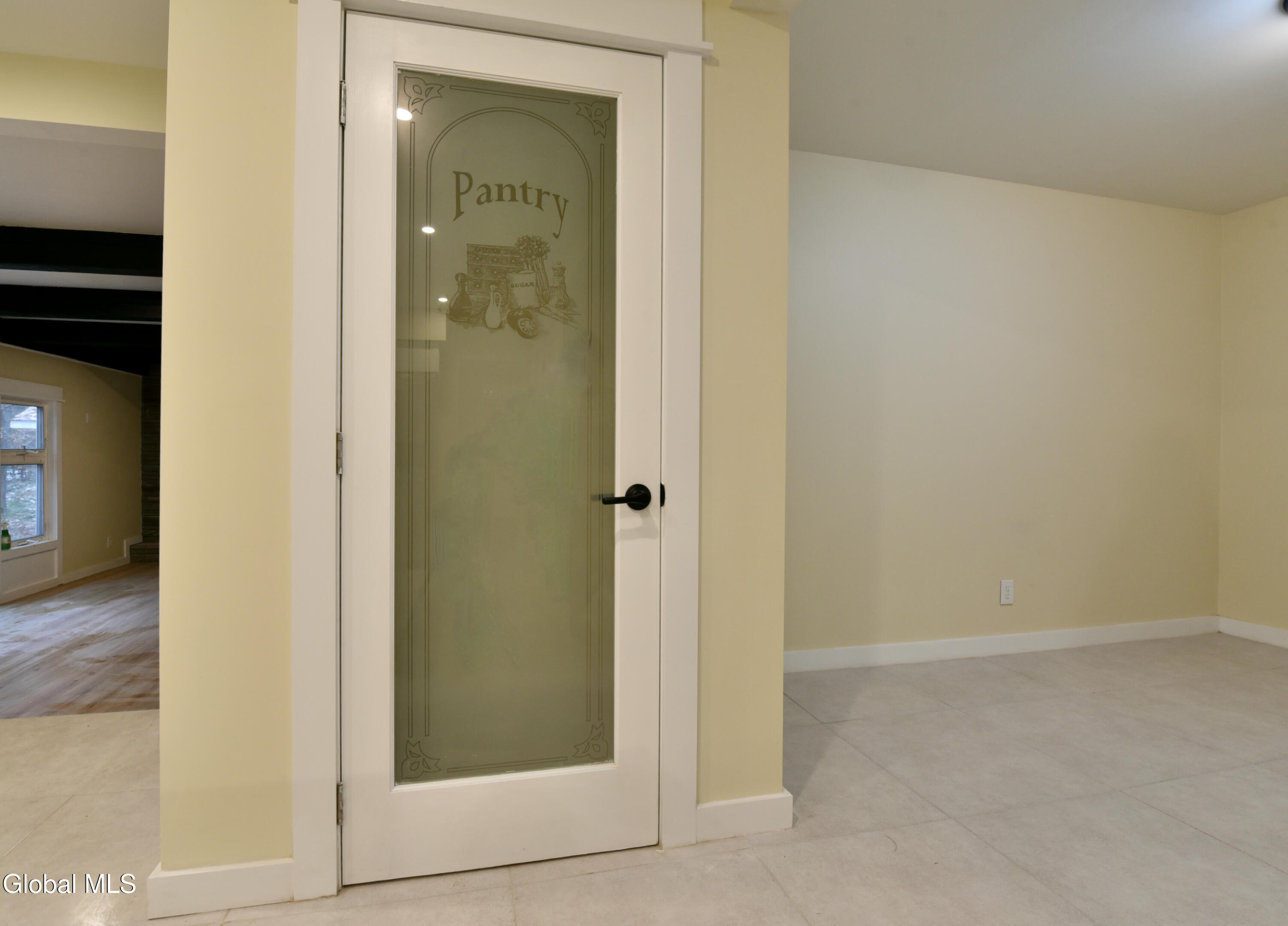 1011 Middleline Road Milton, NY 12020 - Photo 16 of 52 19