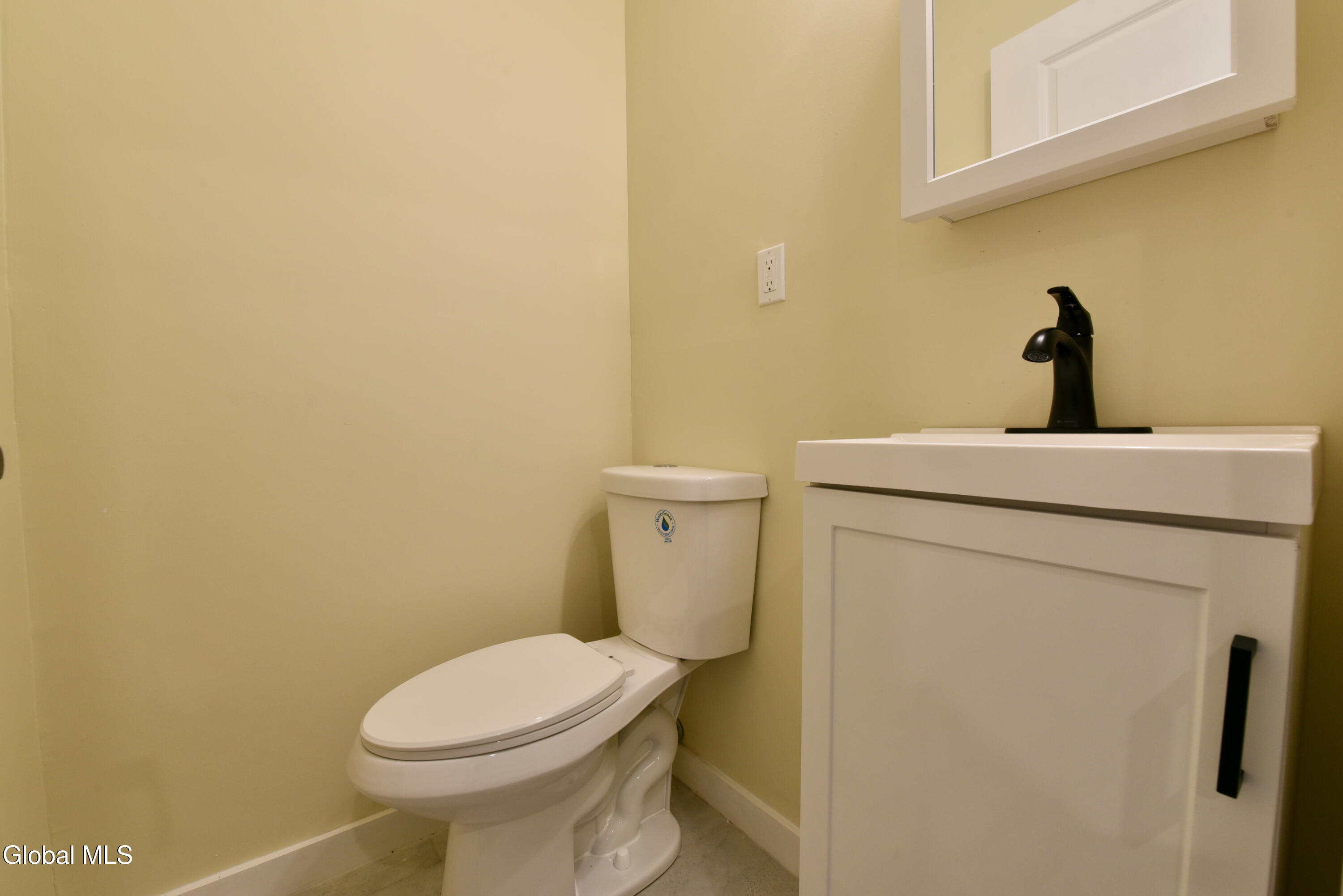 1011 Middleline Road Milton, NY 12020 - Photo 27 of 52 30