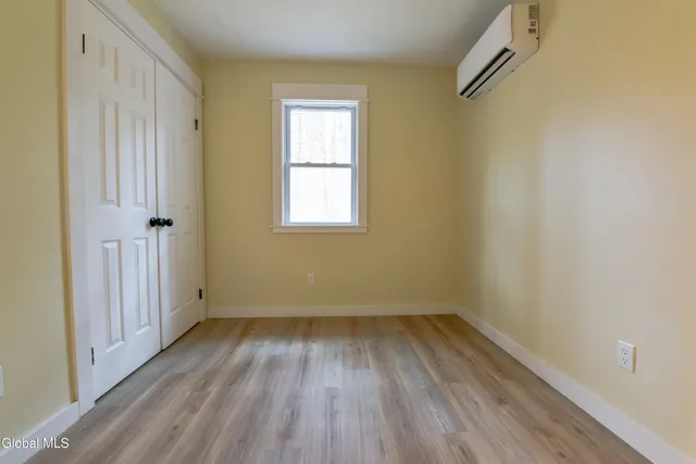 $699,999 | 1011 Middleline Road, Milton, NY 12020