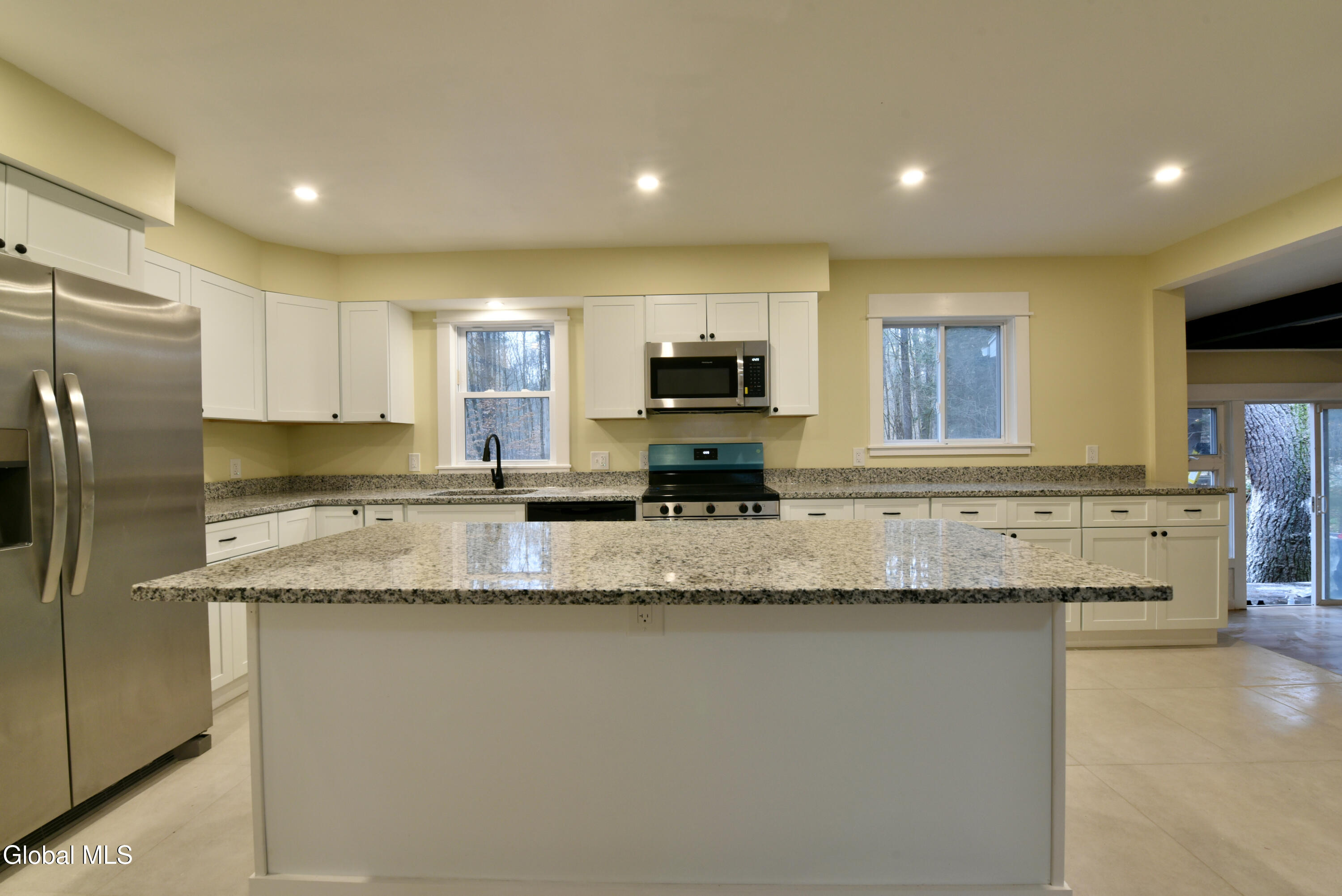 1011 Middleline Road Milton, NY 12020 - Photo 8 of 52 10