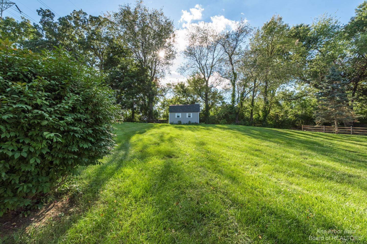 4311 Dexter-Pinckney Road Dexter, MI 48130 - Photo 32 of 42 Photo 32