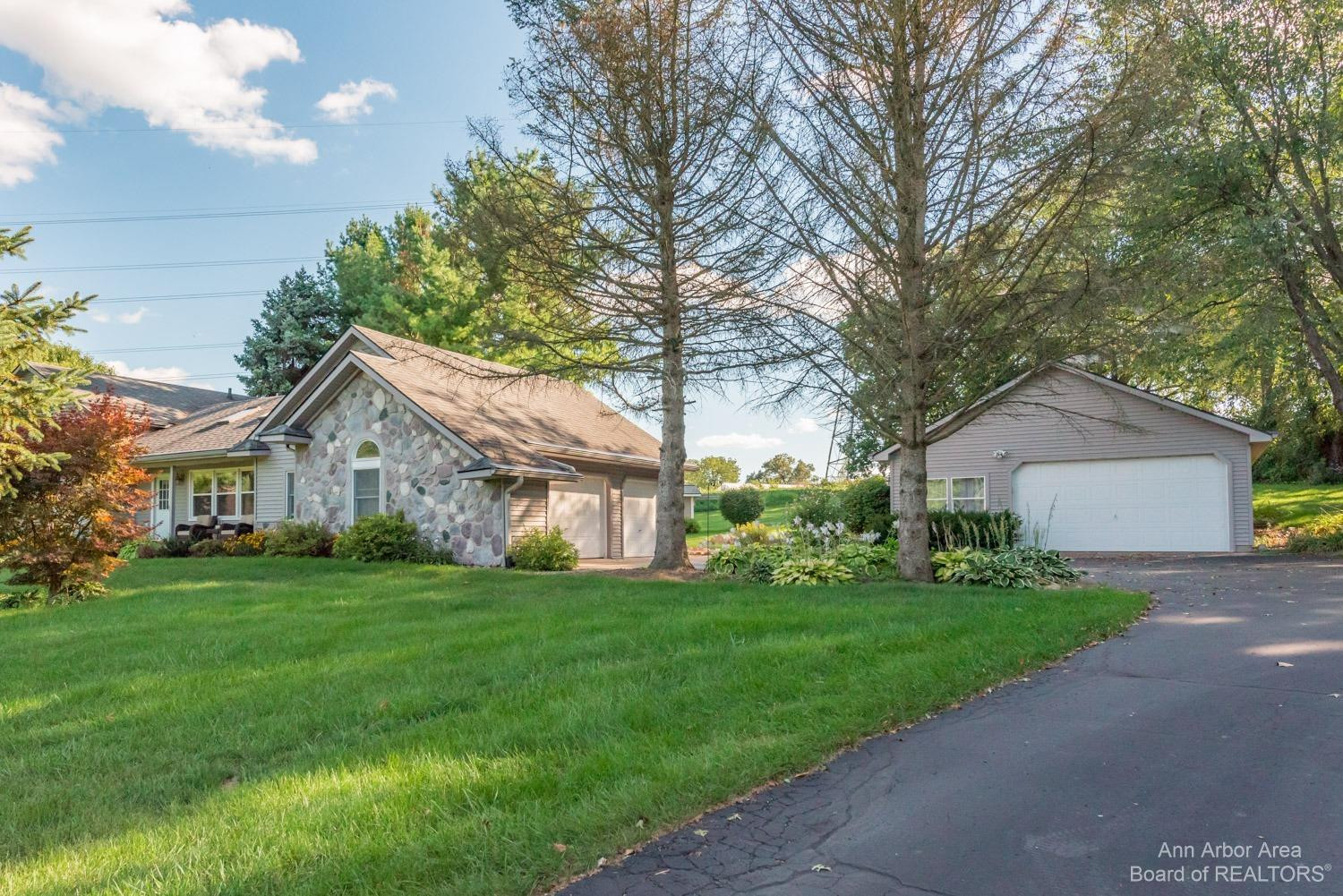 4311 Dexter-Pinckney Road Dexter, MI 48130 - Photo 36 of 42 Photo 36