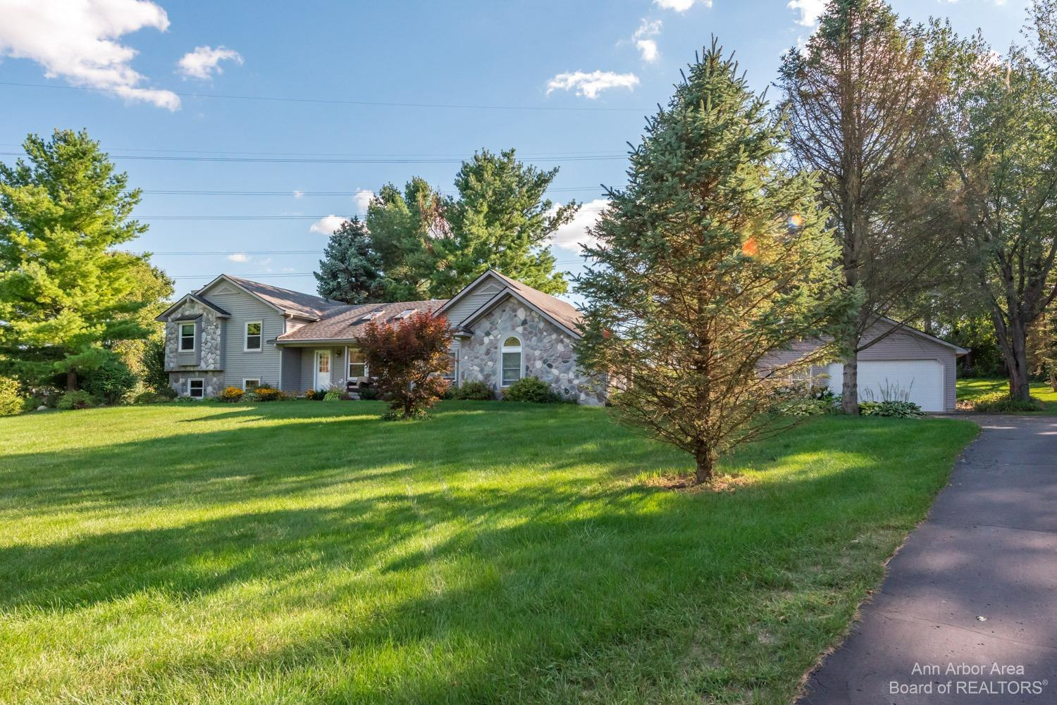 4311 Dexter-Pinckney Road Dexter, MI 48130 - Photo 37 of 42 Photo 37
