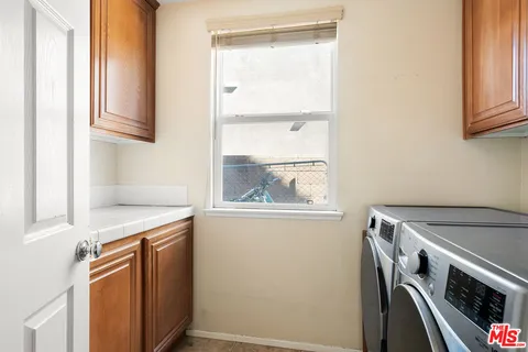 $1,179,000 | 25014 Oliver Way, Stevenson Ranch, CA 91381