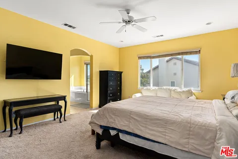 $1,179,000 | 25014 Oliver Way, Stevenson Ranch, CA 91381