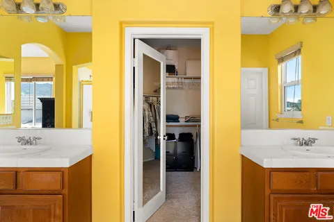 $1,179,000 | 25014 Oliver Way, Stevenson Ranch, CA 91381