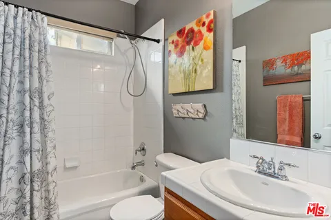 $1,179,000 | 25014 Oliver Way, Stevenson Ranch, CA 91381