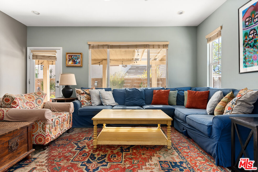 25014 Oliver Way Stevenson Ranch, CA 91381 - Photo 8 of 35