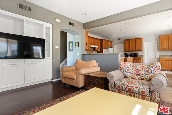 $1,179,000 | 25014 Oliver Way, Stevenson Ranch, CA 91381