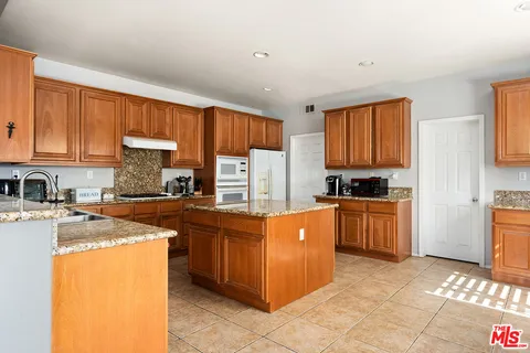 $1,179,000 | 25014 Oliver Way, Stevenson Ranch, CA 91381