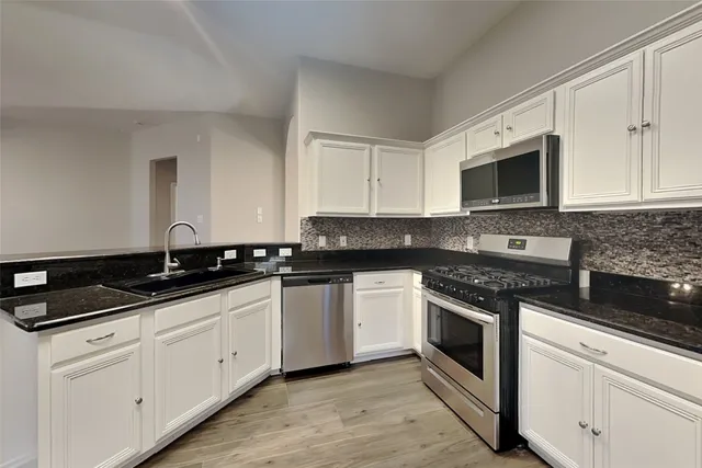 $2,195 | 5409 Balmorhea Drive, Pearland, TX 77584