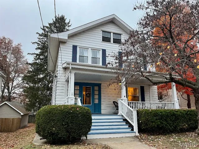$214,900 | 614 East 16th Street, Alton, IL 62002