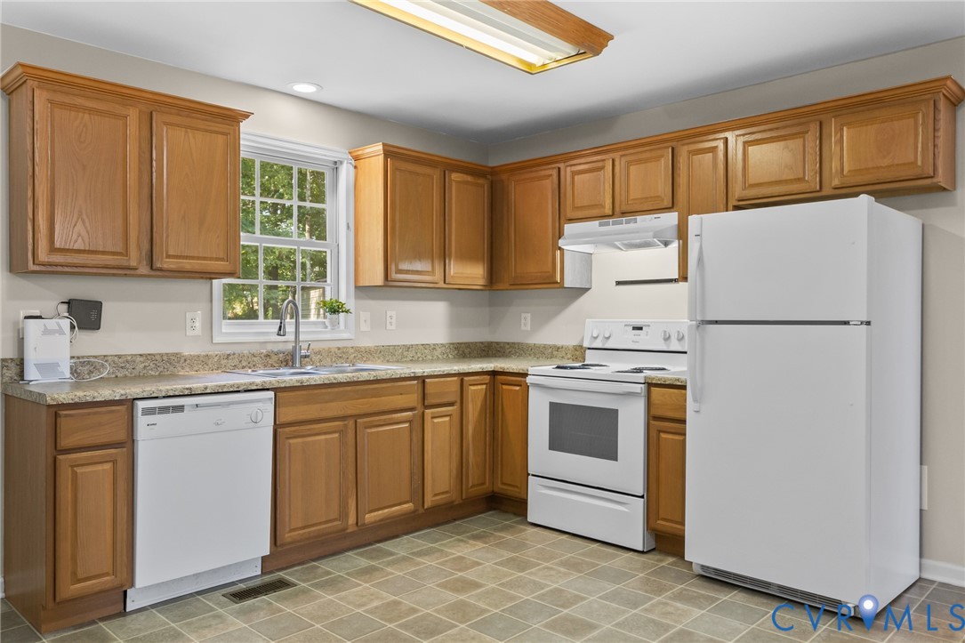115 Windsor Place Buckingham, VA 23921 - Photo 15 of 38