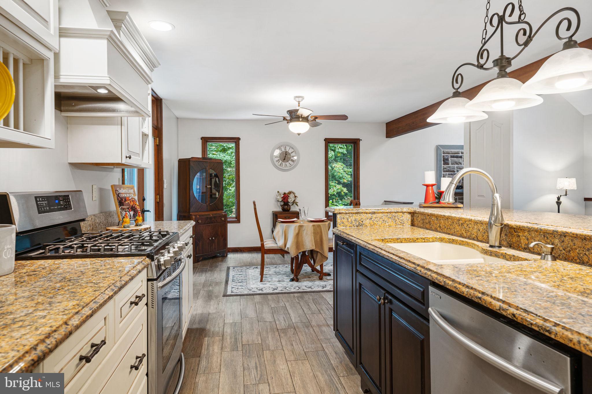 1447 Reed Lane Kintnersville, PA 18930 - Photo 13 of 39 Kitchen to Dining Area