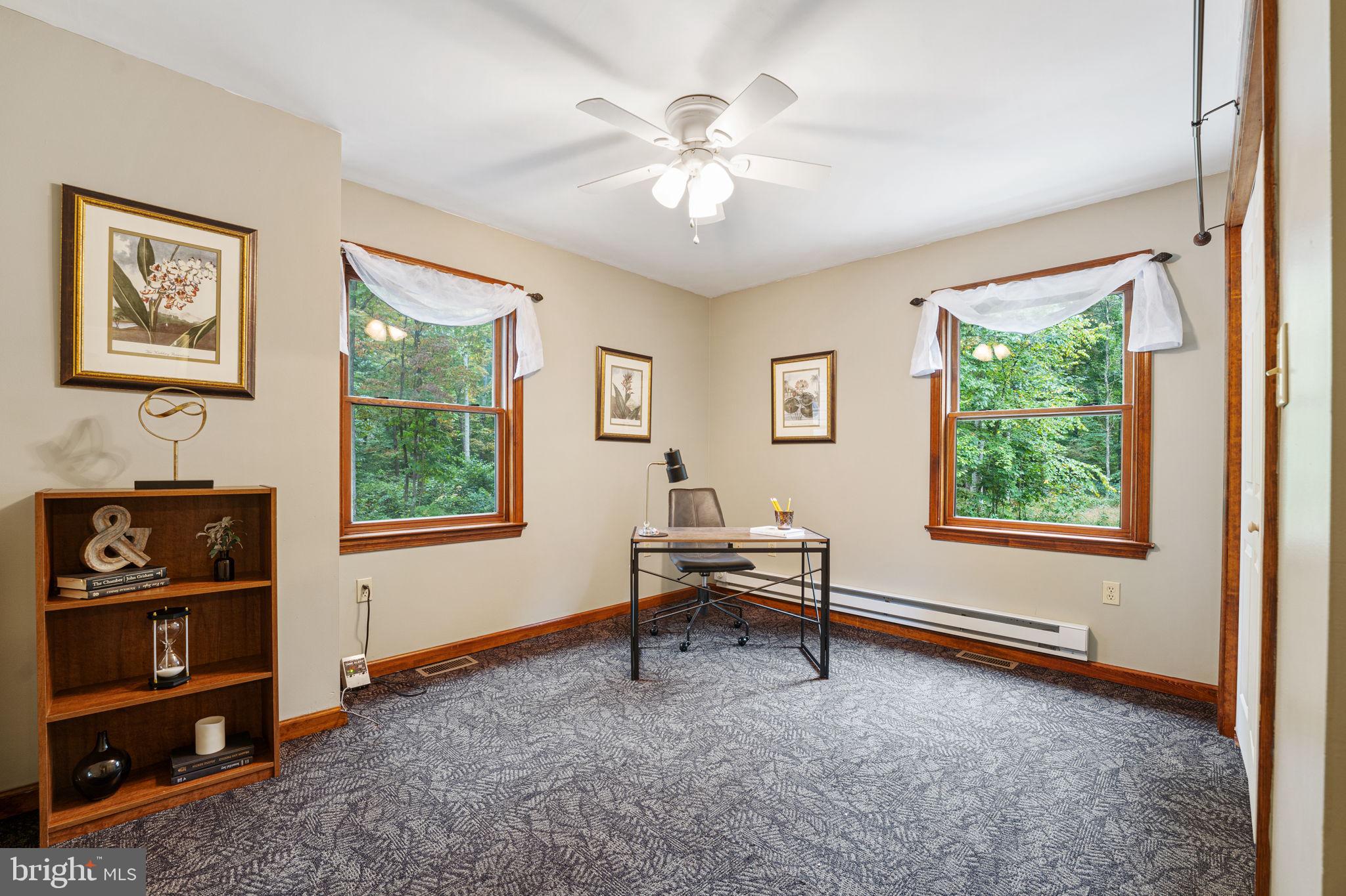 1447 Reed Lane Kintnersville, PA 18930 - Photo 16 of 39 First Floor Bedroom