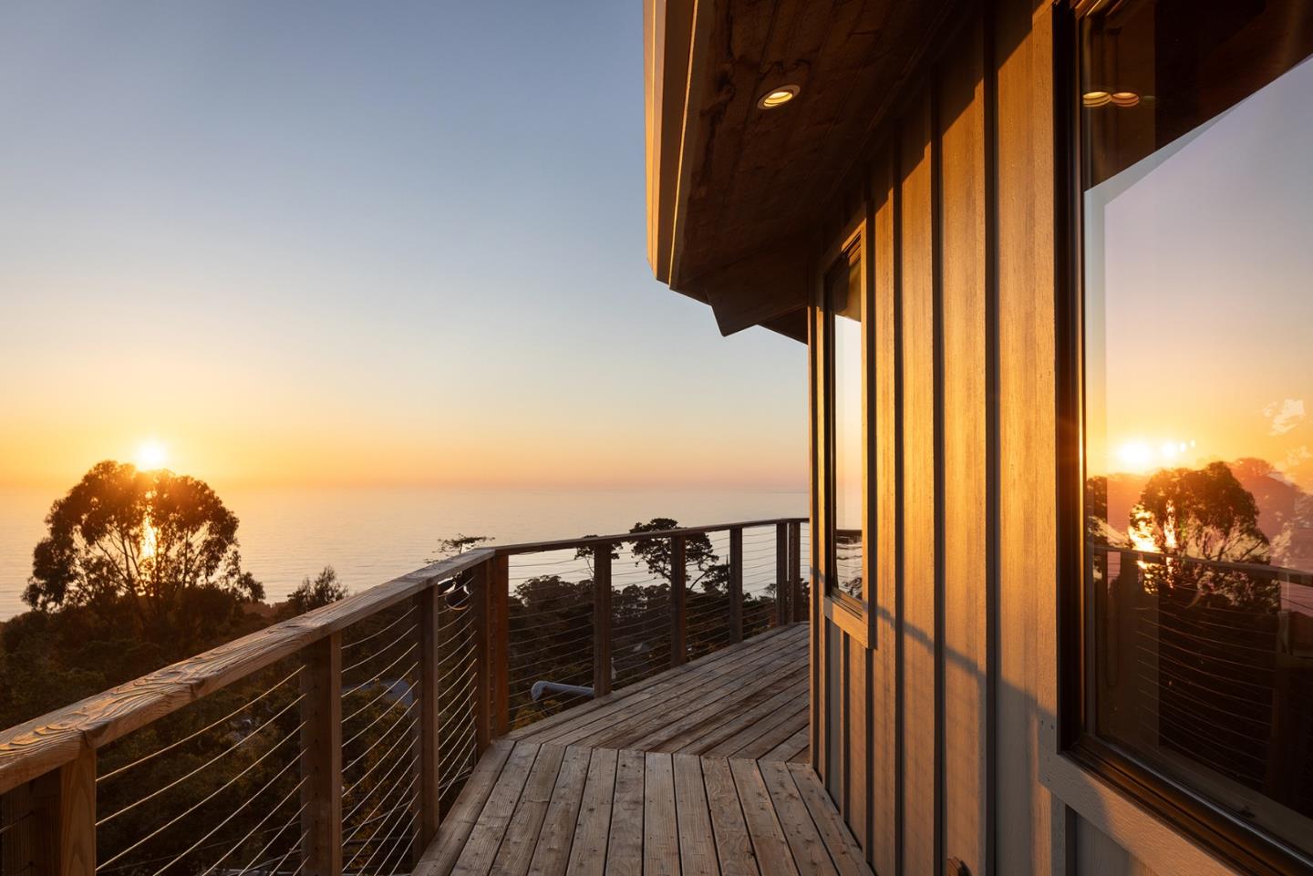 209 Crest Road Carmel, CA 93923 - Photo 32 of 35 a view of balcony and patio