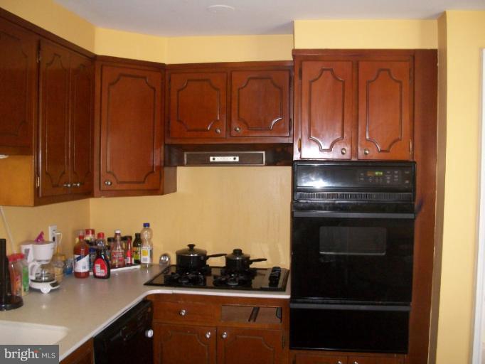 6114 Cipriano Road Lanham, MD 20706 - Photo 3 of 14 Kitchen