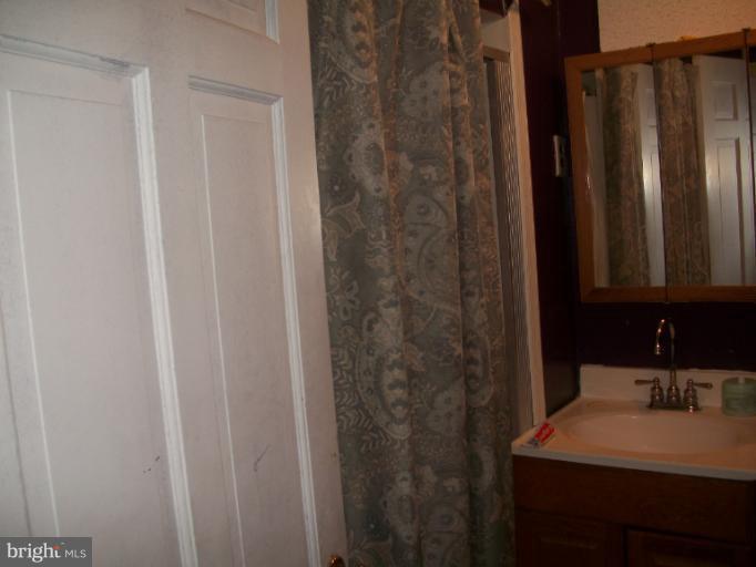 6114 Cipriano Road Lanham, MD 20706 - Photo 9 of 14 Bath