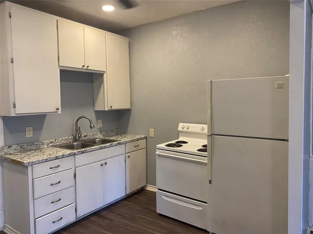 $88,000 | 1006 South Throckmorton Street, Sherman, TX 75090