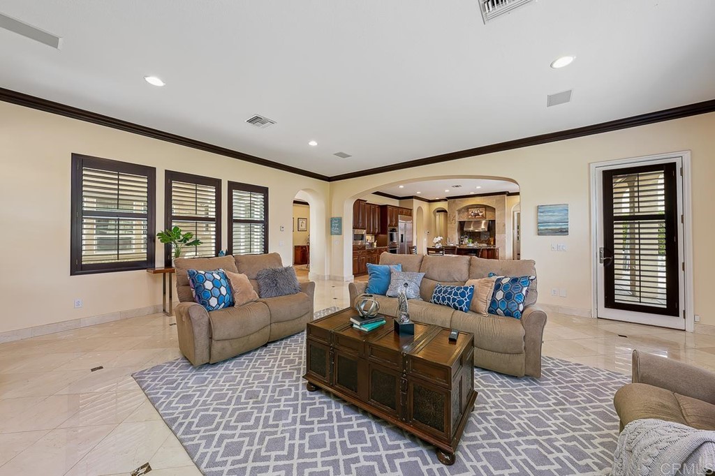 2786 Sutter Ridge Drive Chula Vista, CA 91914 - Photo 22 of 58 a living room with furniture and a large window