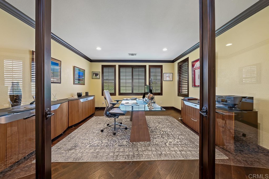2786 Sutter Ridge Drive Chula Vista, CA 91914 - Photo 41 of 58 a living room with furniture and a table