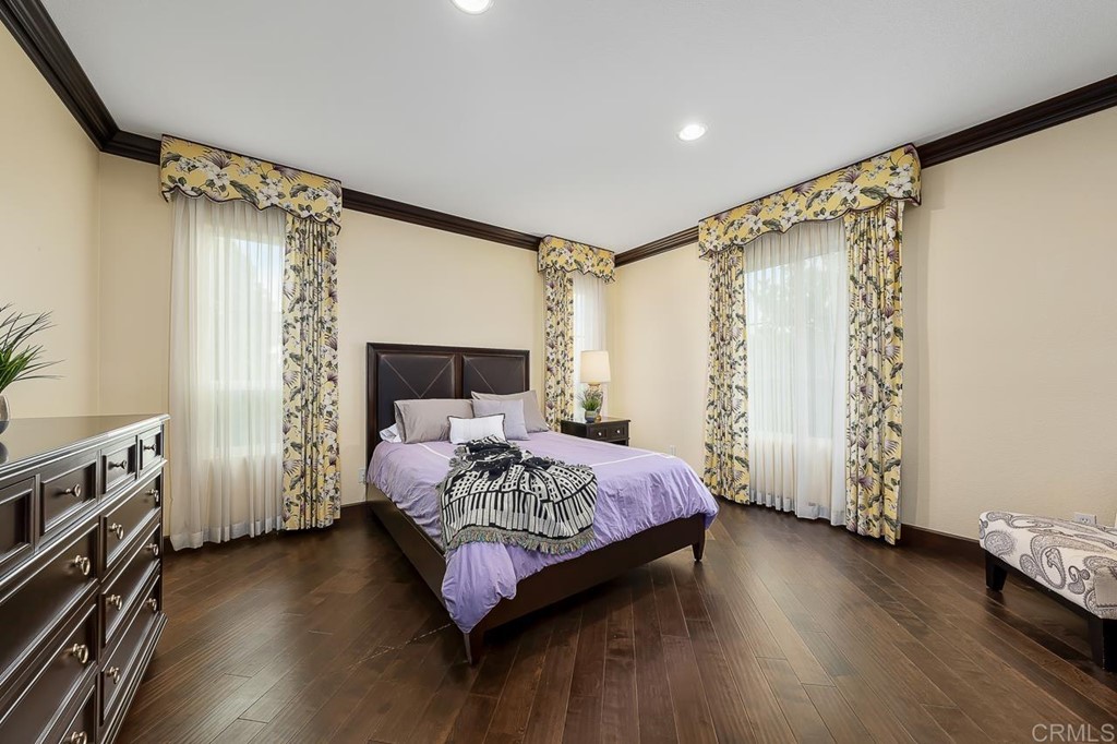 2786 Sutter Ridge Drive Chula Vista, CA 91914 - Photo 42 of 58 a bedroom with a bed and a window