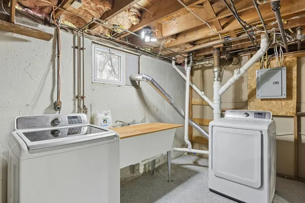 $770,000 | 5 Barker Lane, Framingham, MA 01701