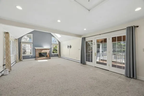 $770,000 | 5 Barker Lane, Framingham, MA 01701