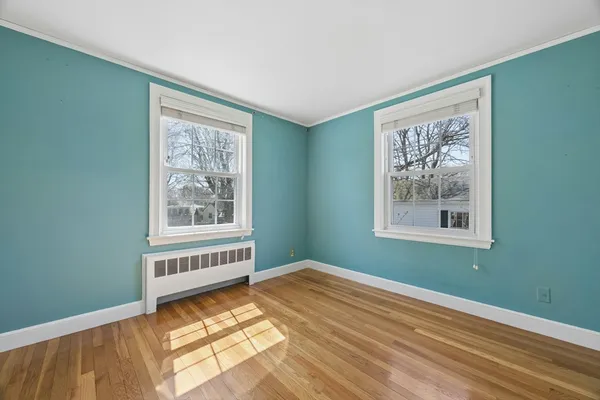 $770,000 | 5 Barker Lane, Framingham, MA 01701