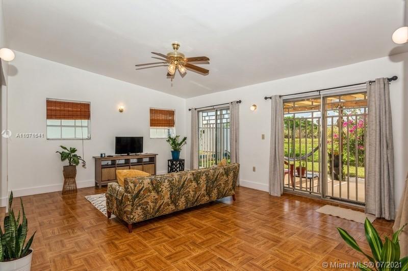 21080 Southwest 124th Ave Road Miami, FL 33177 - Photo 20 of 35 Gallery Image 20