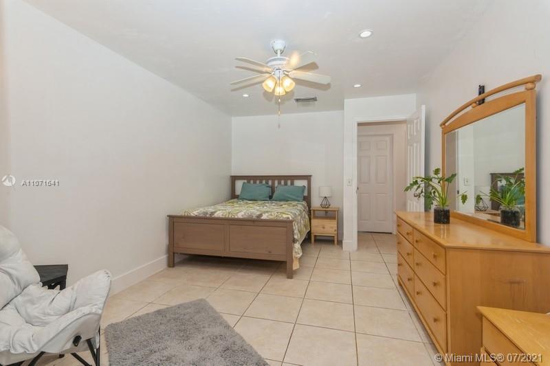 21080 Southwest 124th Ave Road Miami, FL 33177 - Photo 21 of 35 Gallery Image 21