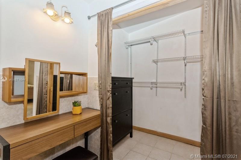 21080 Southwest 124th Ave Road Miami, FL 33177 - Photo 22 of 35 Gallery Image 22