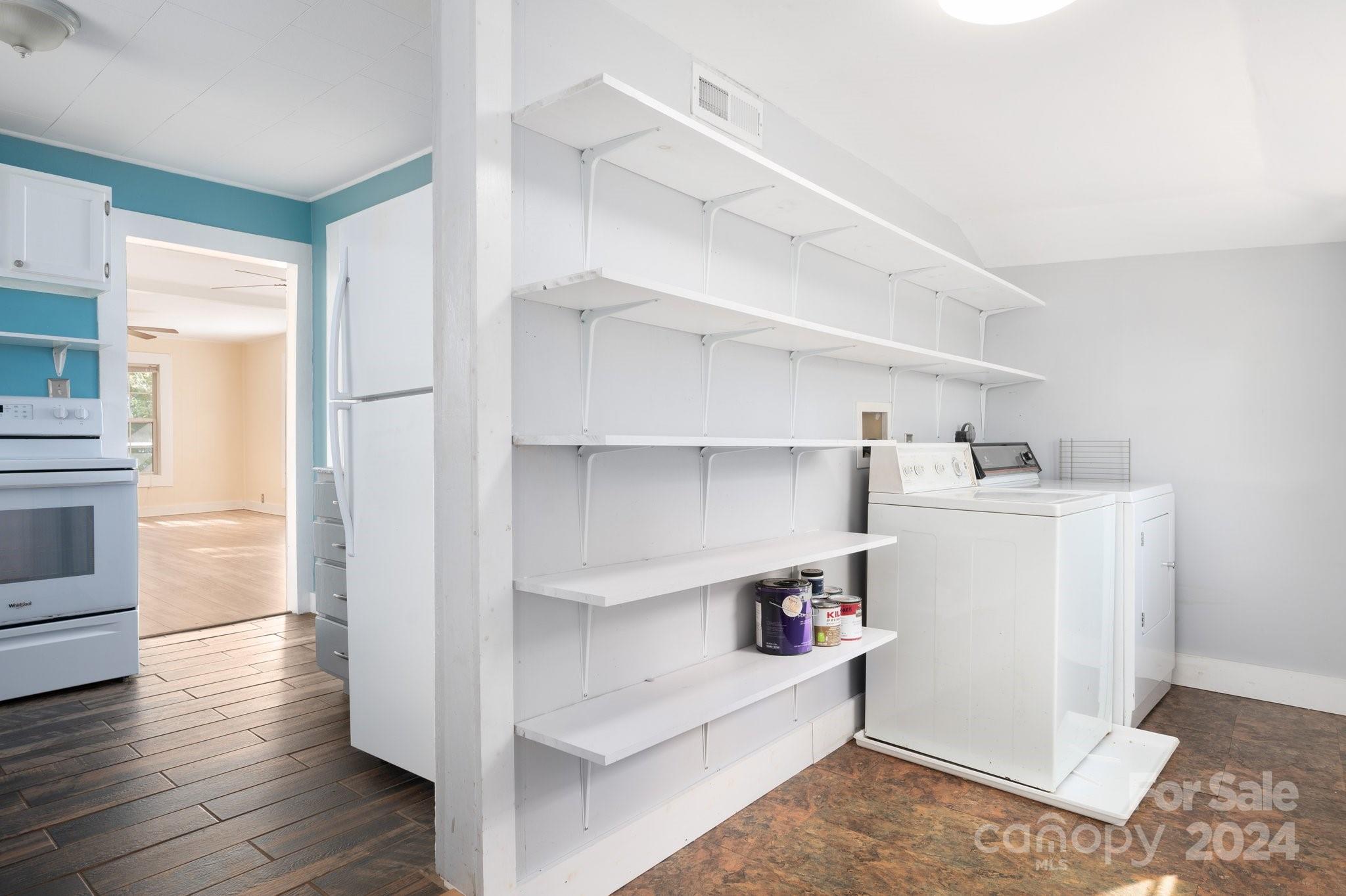 255 Dogwood Road Candler, NC 28715 - Photo 16 of 25 Gallery Image 16